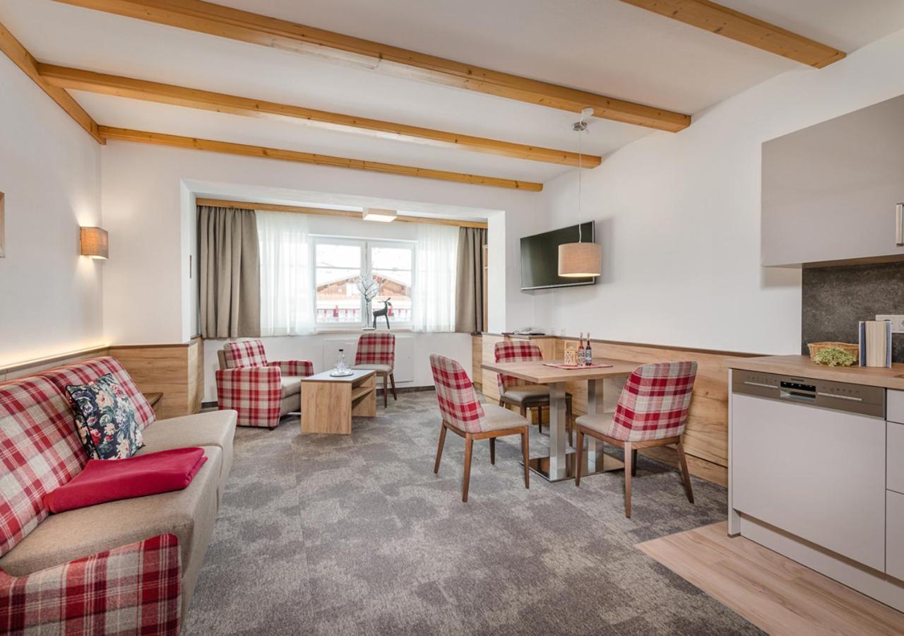 Apartments & Garni Alpenrose Obertauern Exterior photo